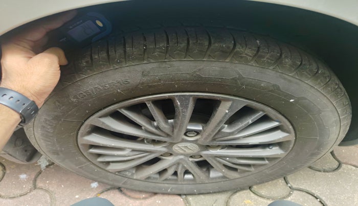 2021 Maruti Ertiga VXI CNG, Petrol, Manual, 87,835 km, tyre