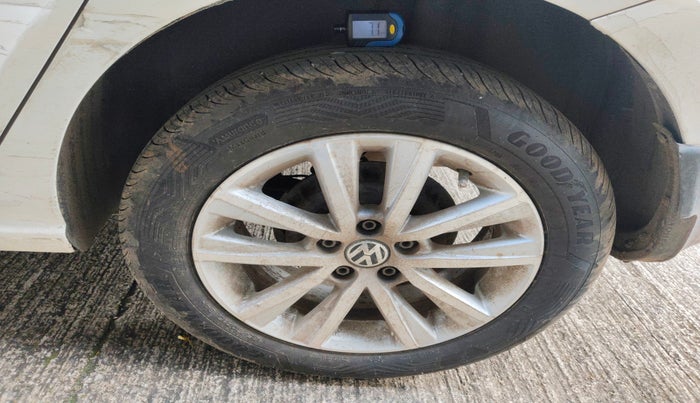 2013 Volkswagen Polo GT TDI, Diesel, Manual, 1,27,455 km, tyre