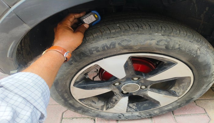 2019 Tata NEXON XZ PLUS DIESEL, Diesel, Manual, 66,848 km, tyre