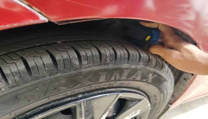 2018 Hyundai Eon ERA +, Petrol, Manual, 97,280 km, tyre