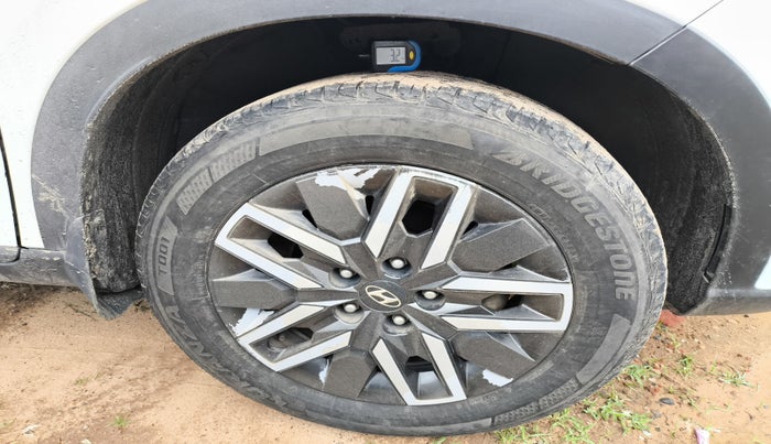 2021 Hyundai VENUE SX 1.5 CRDI, Diesel, Manual, 86,751 km, tyre