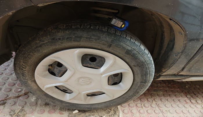 2021 Maruti S PRESSO VXI CNG, Petrol, Manual, 67,001 km, tyre