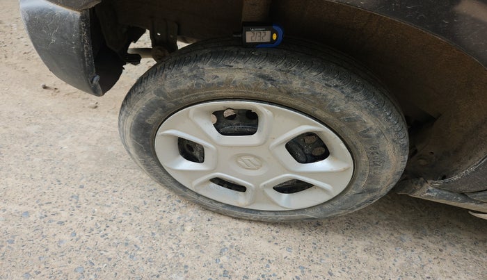 2021 Maruti S PRESSO VXI CNG, Petrol, Manual, 67,001 km, tyre