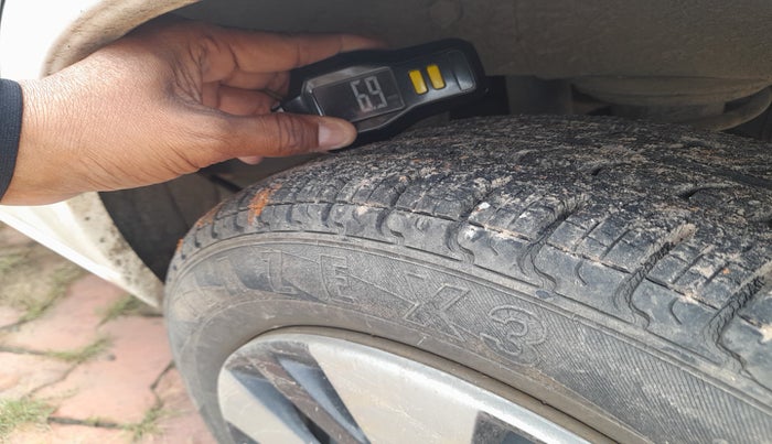 2012 Maruti Alto K10 VXI, Petrol, Manual, 48,743 km, tyre