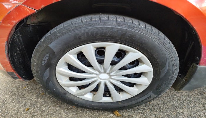 2010 Maruti Swift VDI, Diesel, Manual, 74,905 km, tyre