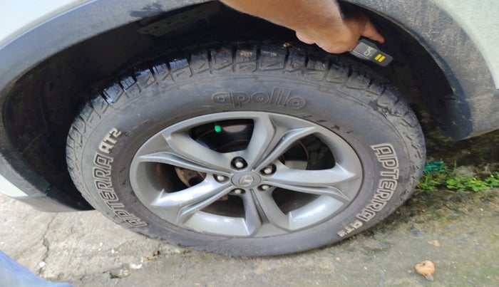 2020 Tata Harrier XT PLUS 2.0L KRYOTEC, Diesel, Manual, 37,060 km, tyre