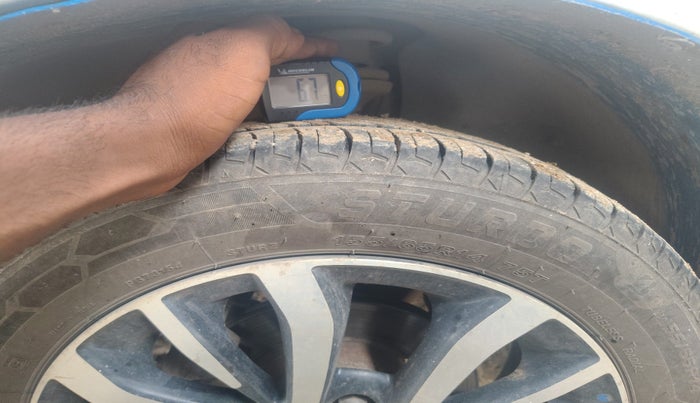 2015 Maruti Wagon R 1.0 LXI CNG, Petrol, Manual, 1,29,337 km, tyre