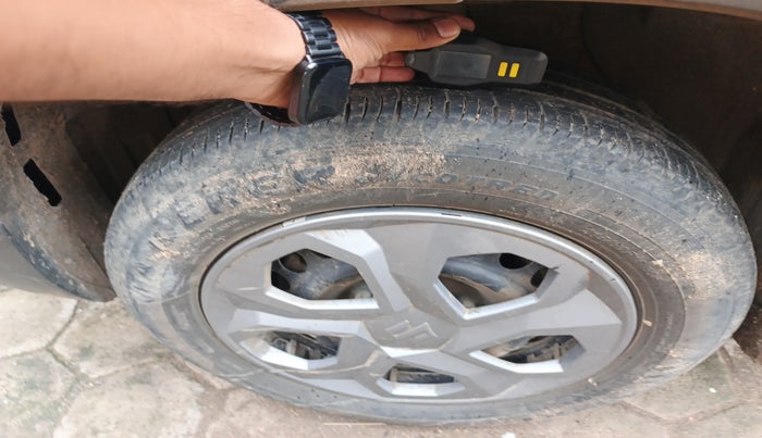 2024 Maruti BREZZA VXI, Petrol, Manual, 45,146 km, tyre