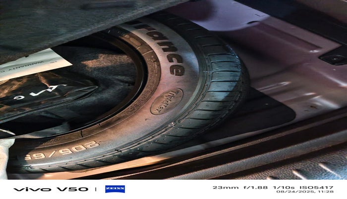 2022 KIA SELTOS GTX (O) 1.4, Petrol, Manual, 8,769 km, tyre