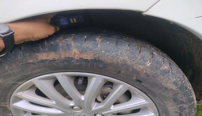 2022 Maruti Dzire ZXI, Petrol, Manual, 42,896 km, tyre