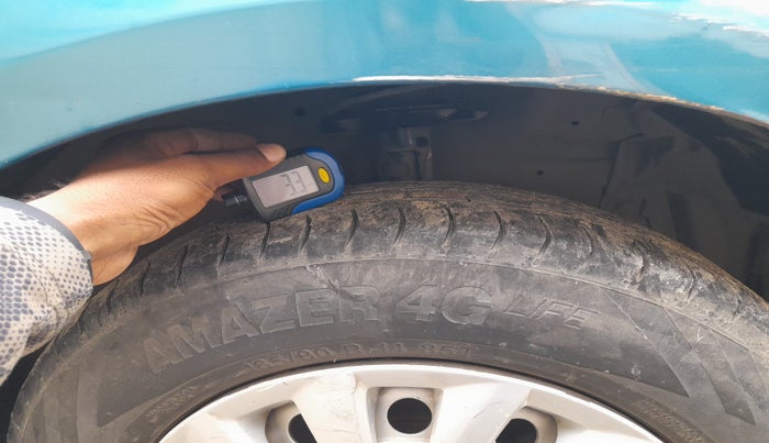 2013 Maruti Swift Dzire LXI, Petrol, Manual, 1,71,465 km, tyre