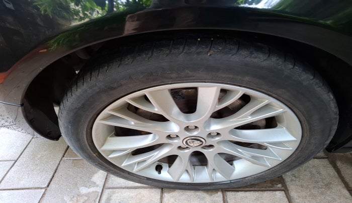 2012 Jaguar XF 3.0 DIESEL, Diesel, Automatic, 72,459 km, tyre
