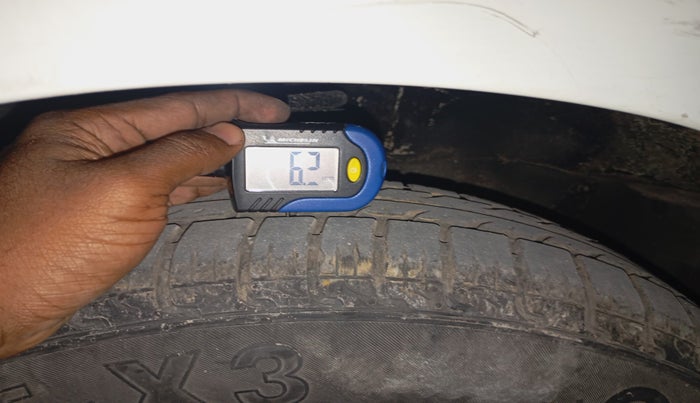 2010 Maruti Swift Dzire VDI, Diesel, Manual, 1,83,842 km, tyre