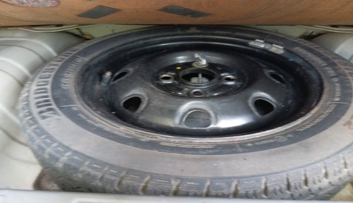 2012 Maruti Alto K10 VXI, Petrol, Manual, 44,531 km, tyre