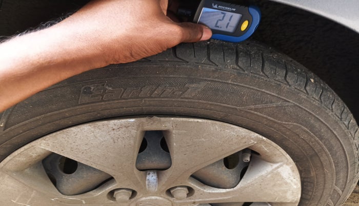 2017 Hyundai Xcent S AT 1.2, Petrol, Automatic, 59,564 km, tyre