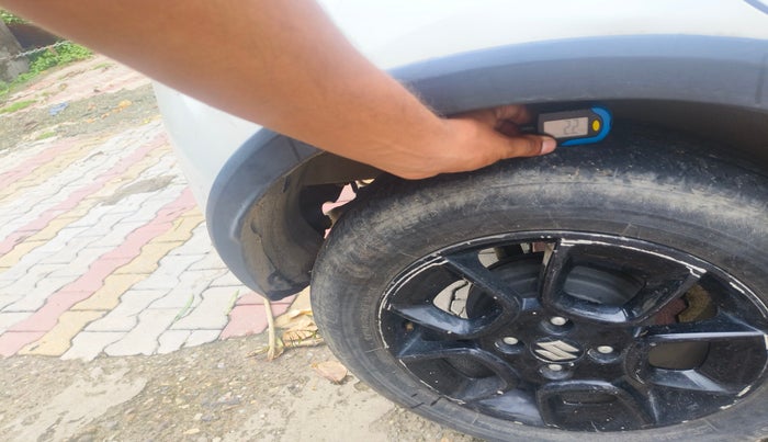 2021 Maruti IGNIS ZETA 1.2, Petrol, Manual, 26,195 km, tyre