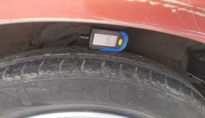 2010 Hyundai i10 MAGNA 1.2, Petrol, Manual, 1,09,040 km, tyre