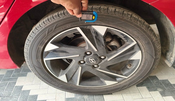 2020 Hyundai Verna SX (O) 1.0 TURBO DCT, Petrol, Automatic, 42,848 km, tyre