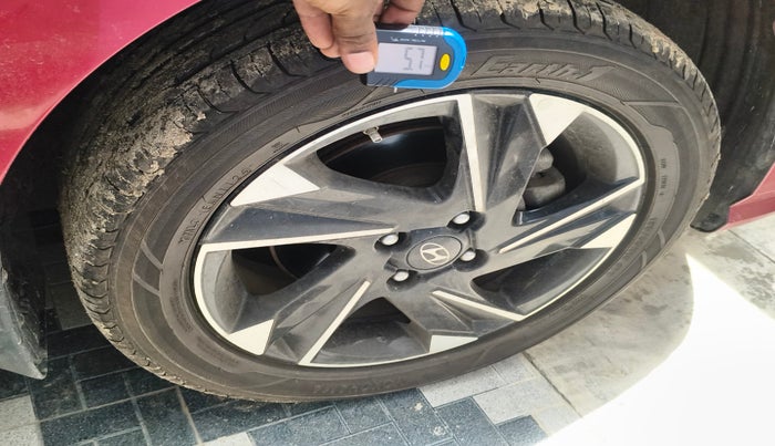 2020 Hyundai Verna SX (O) 1.0 TURBO DCT, Petrol, Automatic, 42,848 km, tyre