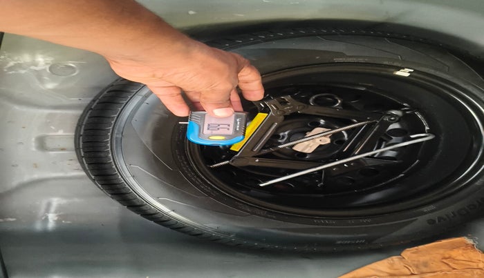 2020 Hyundai Verna SX (O) 1.0 TURBO DCT, Petrol, Automatic, 42,848 km, tyre