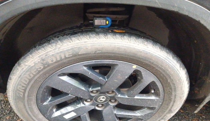 2022 Tata Harrier XZA PLUS 2.0L DARK EDITION, Diesel, Automatic, 29,509 km, tyre