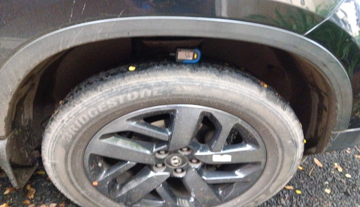 2022 Tata Harrier XZA PLUS 2.0L DARK EDITION, Diesel, Automatic, 29,509 km, tyre