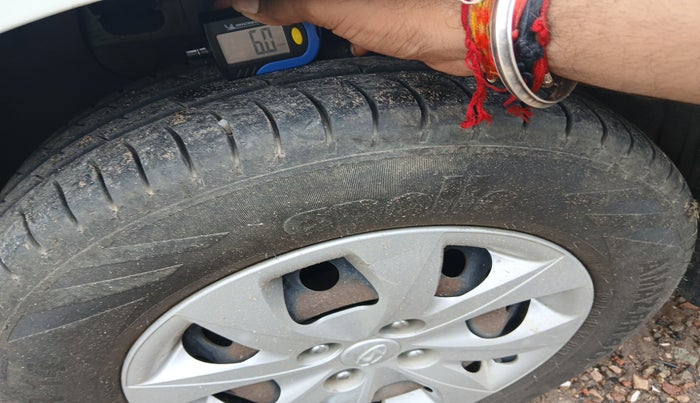 2015 Hyundai Elite i20 SPORTZ 1.2, Petrol, Manual, 48,765 km, tyre