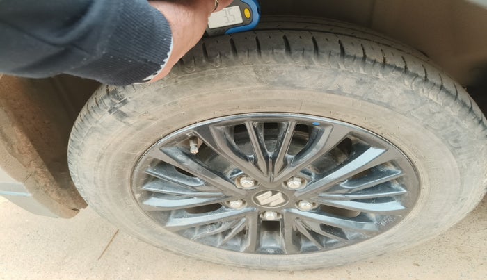 2021 Maruti XL6 ZETA AT, Petrol, Automatic, 25,695 km, tyre