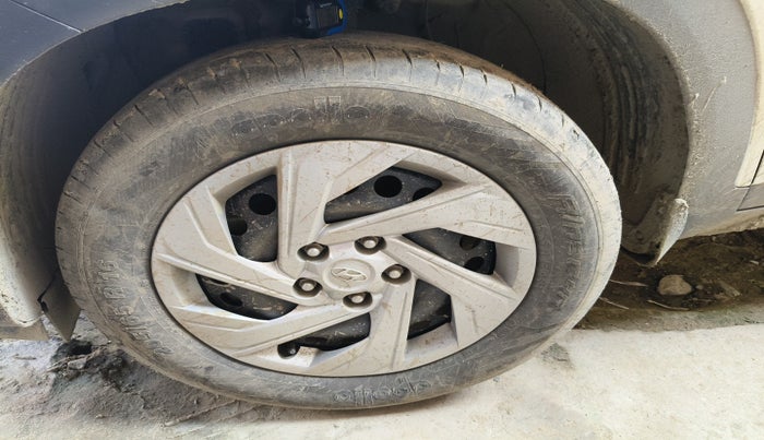 2022 Hyundai Creta E 1.5 DIESEL, Diesel, Manual, 24,348 km, tyre