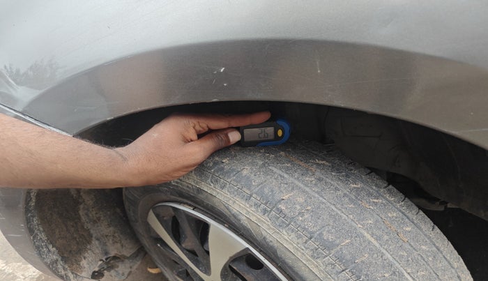 2019 Maruti Swift VDI, Diesel, Manual, 1,21,290 km, tyre