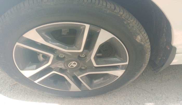 2024 Tata Tiago XZ PLUS PETROL, Petrol, Manual, 10,570 km, tyre