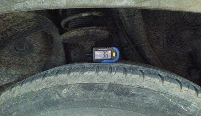 2015 Renault Duster 110 PS RXZ 4X4 MT DIESEL, Diesel, Manual, 1,49,024 km, tyre