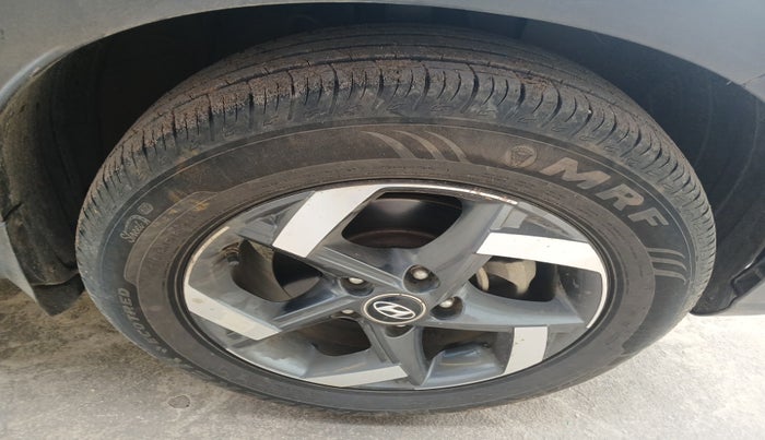 2021 Hyundai VENUE SX PLUS 1.0 TURBO DCT, Petrol, Automatic, 60,686 km, tyre
