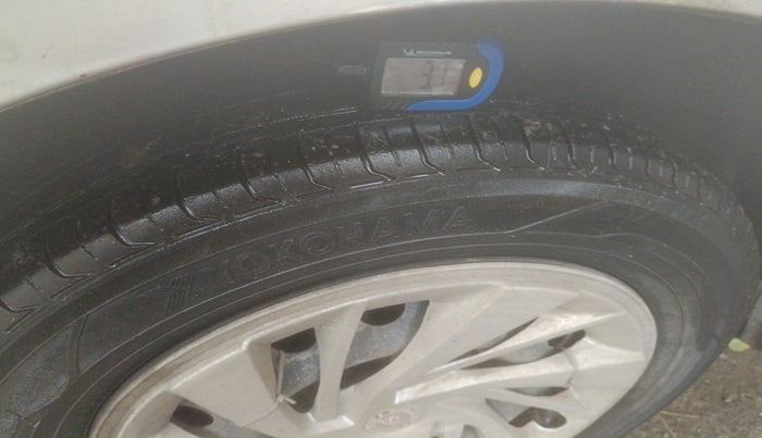 2018 Maruti Ertiga VXI CNG, Petrol, Manual, 1,76,619 km, tyre