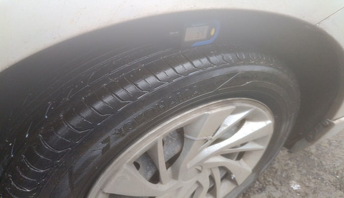 2018 Maruti Ertiga VXI CNG, Petrol, Manual, 1,76,619 km, tyre
