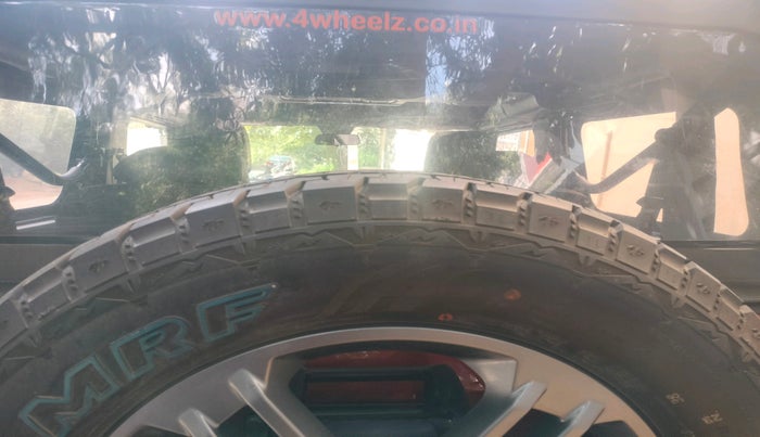2022 Mahindra Thar LX D 4WD AT CONVERTIBLE, Diesel, Automatic, 16,892 km, tyre