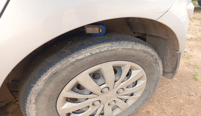 2013 Hyundai i10 SPORTZ 1.2 AT, Petrol, Automatic, 44,699 km, tyre