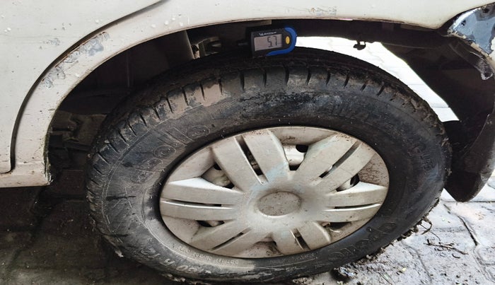 2011 Maruti Alto LXI, Petrol, Manual, 70,065 km, tyre