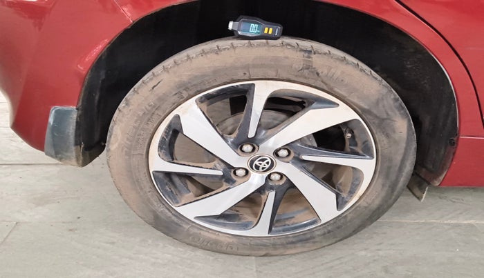 2022 Toyota Glanza G E-CNG, Petrol, Manual, 80,000 km, tyre