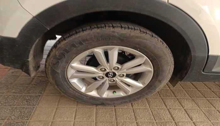 2018 Hyundai Creta SX PLUS 1.6 PETROL, Petrol, Manual, 18,256 km, tyre