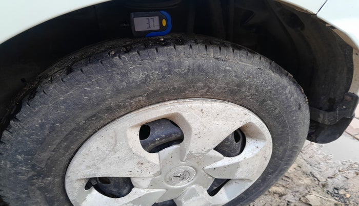 2017 Tata Tiago XE DIESEL, Diesel, Manual, 89,266 km, tyre