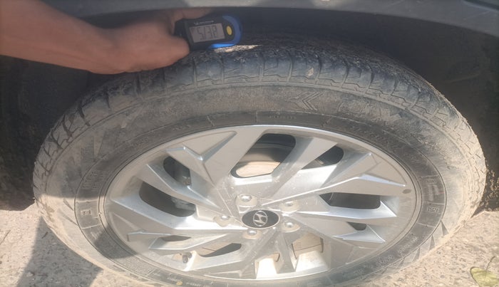 2021 Hyundai Creta SX 1.5 PETROL, Petrol, Manual, 32,227 km, tyre