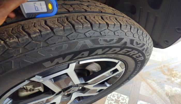 2024 Mahindra Thar Roxx MX5 Diesel AT 2WD, Diesel, Automatic, 14,156 km, tyre