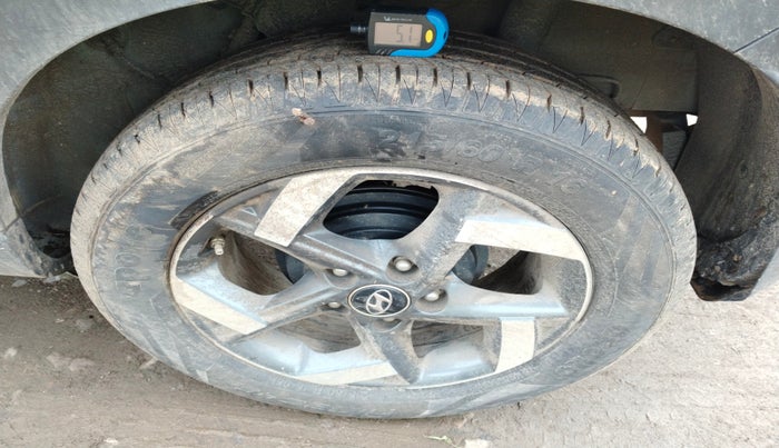 2020 Hyundai VENUE SX PLUS 1.0 TURBO DCT, Petrol, Automatic, 83,019 km, tyre
