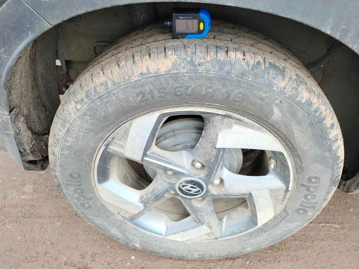 2020 Hyundai VENUE SX PLUS 1.0 TURBO DCT, Petrol, Automatic, 83,019 km, tyre