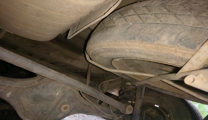 2011 Maruti Eeco 5 STR WITH A/C+HTR, Petrol, Manual, 93,102 km, tyre