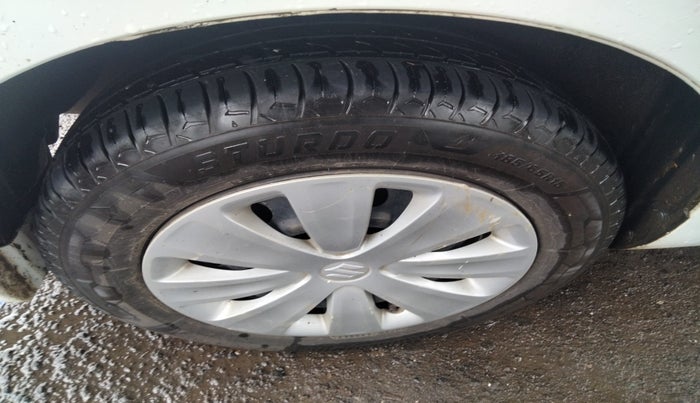 2018 Maruti Ertiga VXI CNG, Petrol, Manual, 1,09,739 km, tyre