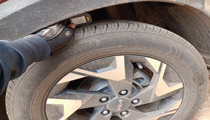 2024 KIA SONET GTX PLUS 1.5 DIESEL AT, Diesel, Automatic, 14,467 km, tyre