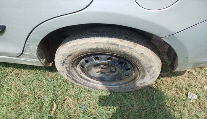 2013 Maruti Swift Dzire VDI, Diesel, Manual, 1,90,039 km, tyre