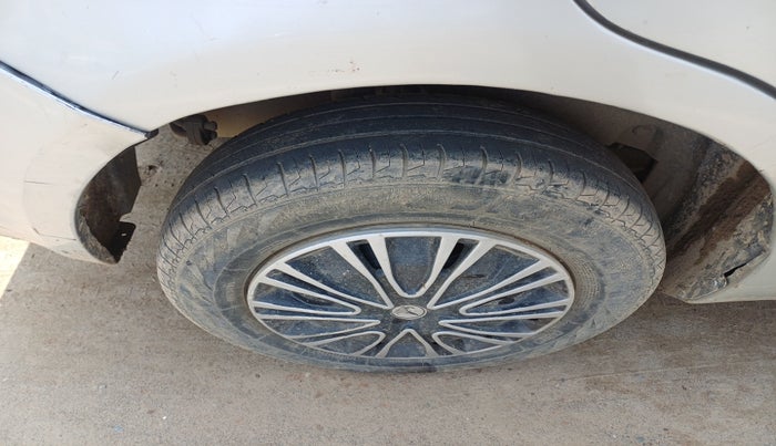 2013 Maruti Swift Dzire VDI, Diesel, Manual, 1,90,039 km, tyre